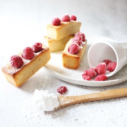 Moule 12 mini cakes en silicone SCRAPCOOKING